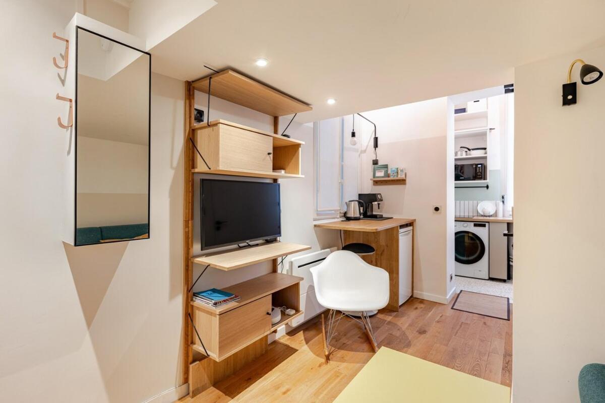 Apartment Stylish Duplex In Vibrant Center